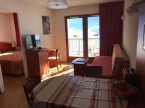 Appartement cosy 4 pers. avec terrasse, piscine, fitness et parking - À 300m des pistes - FR-1-404-336